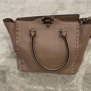 Valentino garavani classic